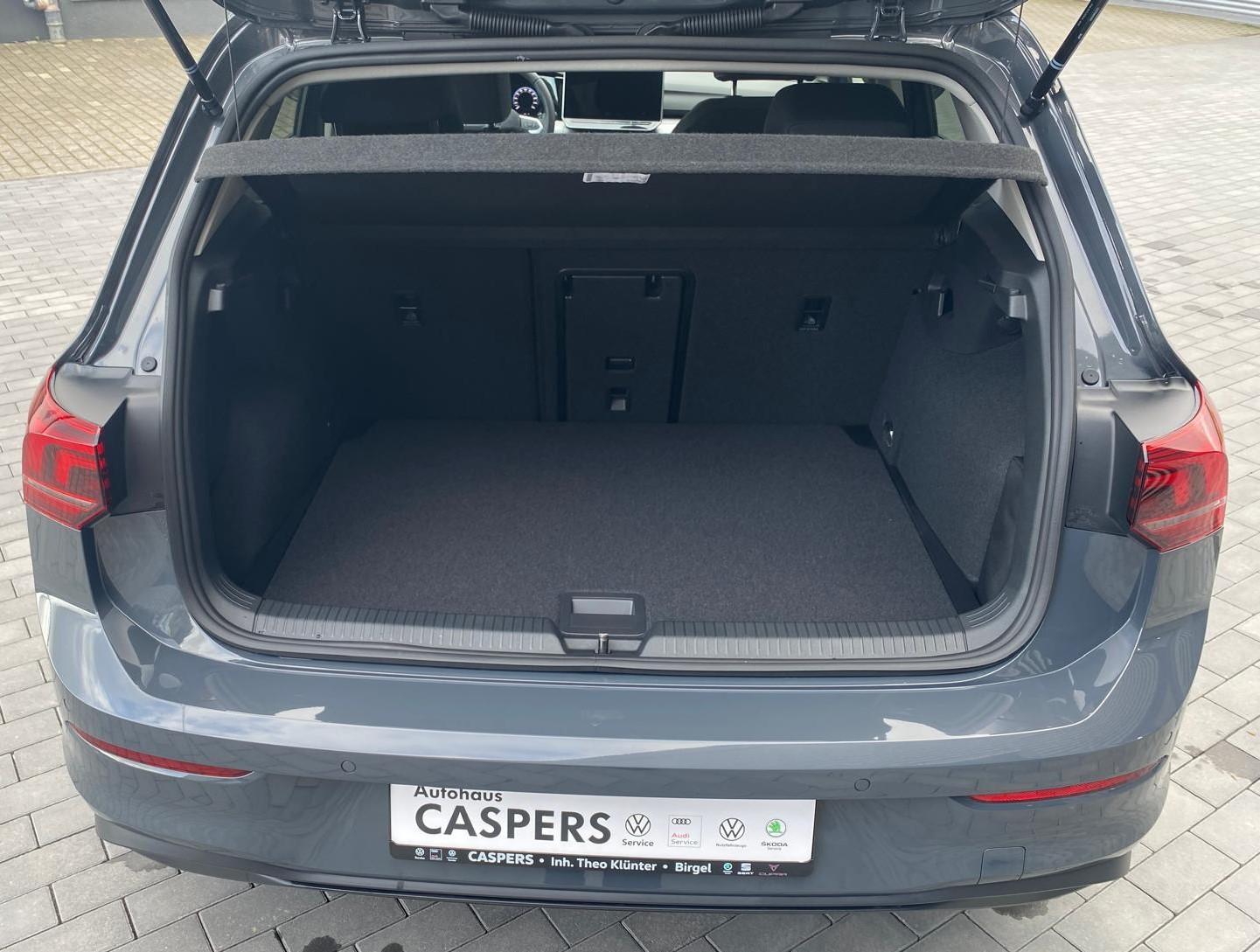 Volkswagen Golf 1.5 TSI Golf VIII Life