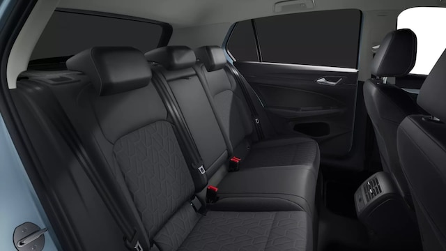 Volkswagen Golf 1.5 eTSI DSG