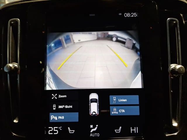 Volvo XC40 R-Design T5