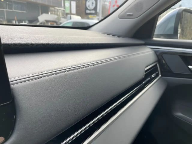 Mitsubishi Outlander Intense PHEV