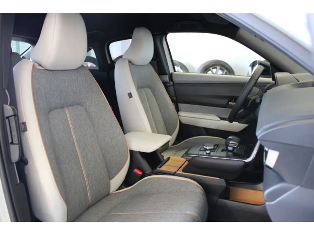 Mazda MX-30 SkyActiv