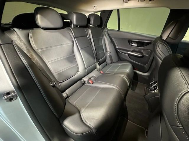 Mercedes-Benz C 220 AVANTGARDE C 220 d Estate