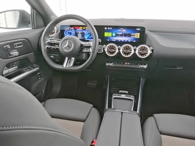 Mercedes-Benz EQA 350 4MATIC