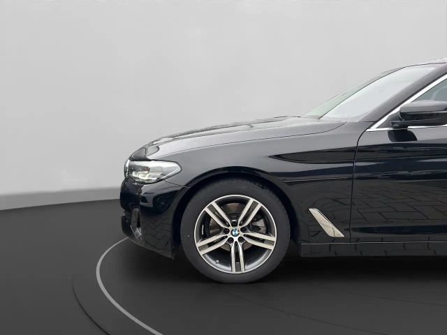 BMW 520 520d Sedan