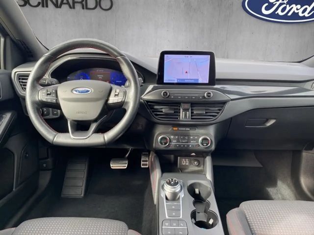 Ford Focus EcoBoost ST Line Wagon