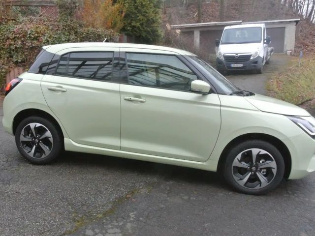 Suzuki Swift AllGrip Comfort DualJet Hybrid