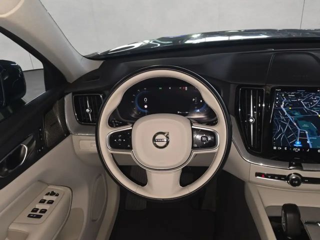 Volvo XC60 AWD Core