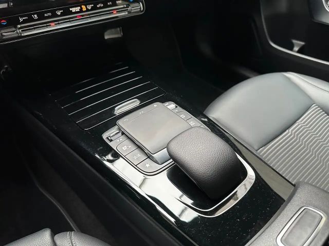 Mercedes-Benz A 200 Sitzhzng, ACC, Regensensor