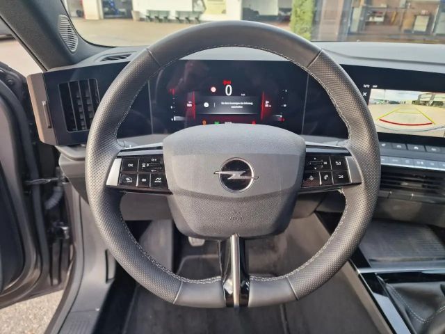 Opel Astra GS-Line Grand Sport