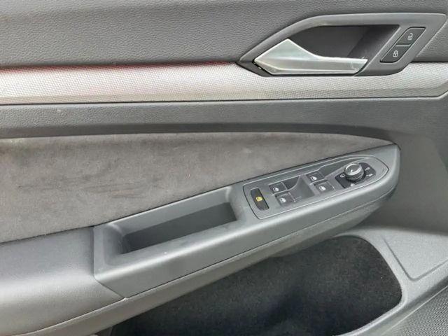 Volkswagen Golf DSG Style