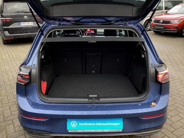 Volkswagen Golf 1.5 eTSI DSG IQ.Drive