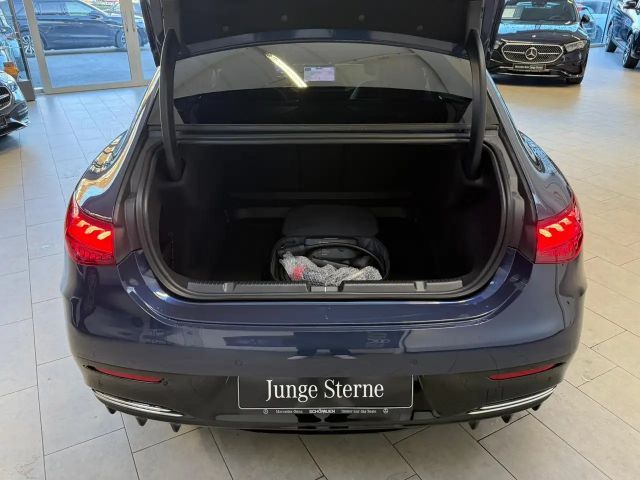 Mercedes-Benz EQE 300 AMG Line Sedan