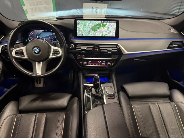 BMW 540 540d M-Sport Touring xDrive
