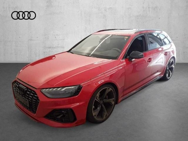 Audi RS4 Avant Quattro