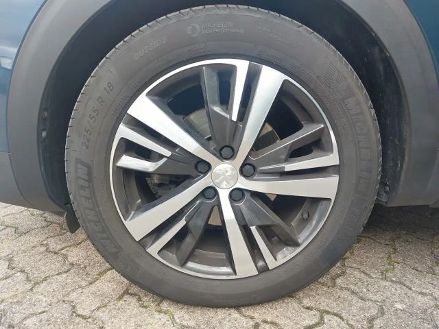 Peugeot 3008 Allure Pack EAT8 HDi