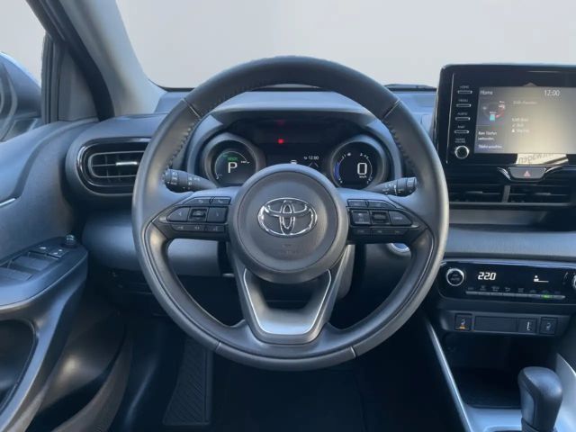 Toyota Yaris Hatchback Hybride Team D