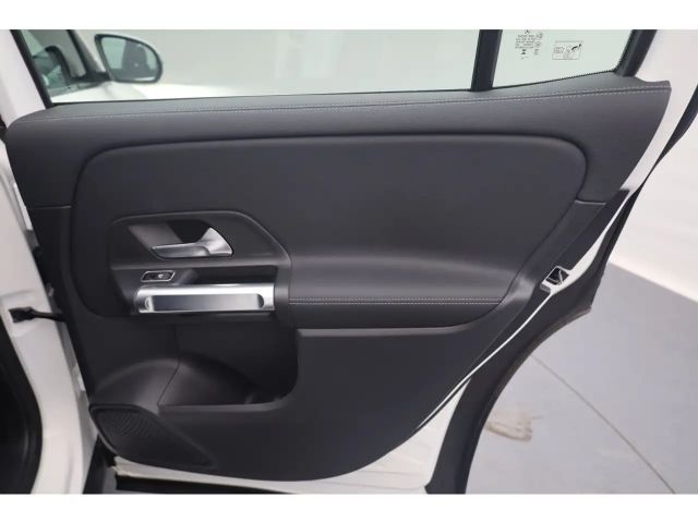 Mercedes-Benz EQB 300 4MATIC Progressive