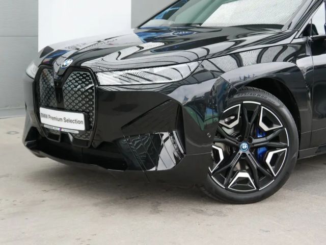 BMW iX xDrive50