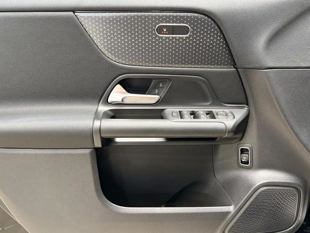 Mercedes-Benz GLA 200 GLA 200 d