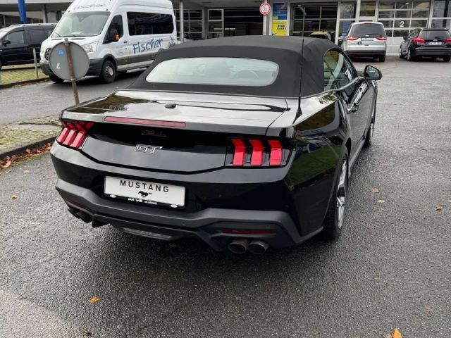 Ford Mustang Convertible GT 5.0 V8