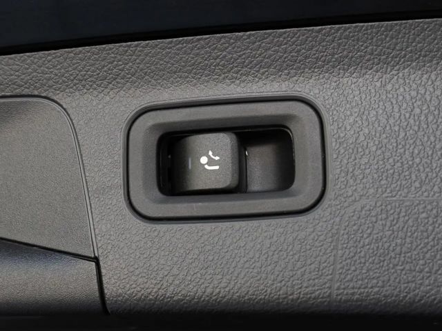 Mercedes-Benz A 200 A 200 d Hatchback