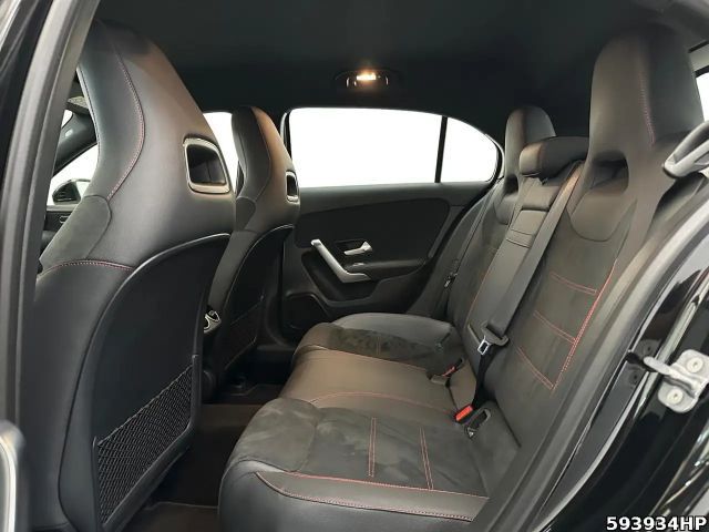 Mercedes-Benz A 200 AMG Line