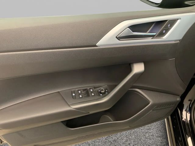 Volkswagen Taigo 1.0 TSI DSG