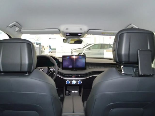 Skoda Superb 2.0 TDI Combi Selection