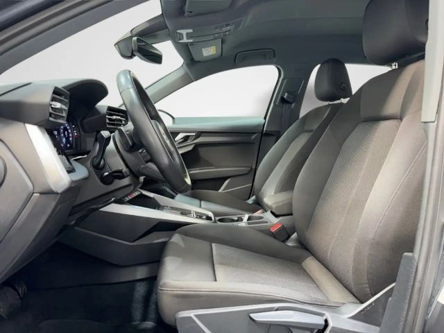 Audi A3 30 TFSI Sedan Sportback