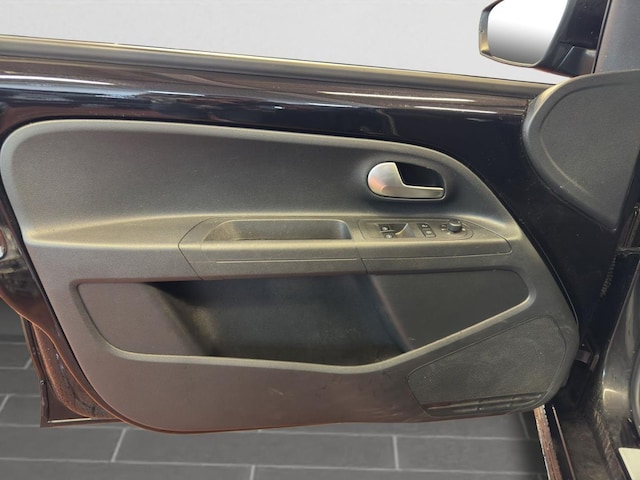 Volkswagen e-up! Style