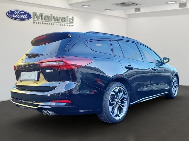 Ford Focus ST Line Wagon
