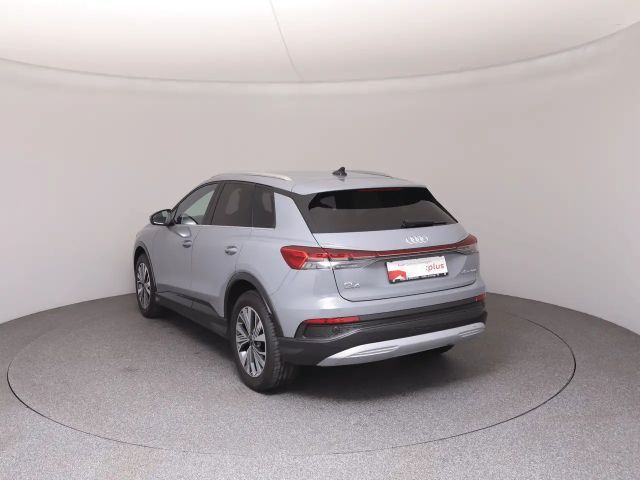 Audi Q4 e-tron Audi Q4 45 e-tron