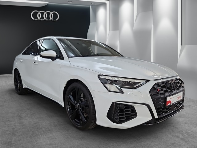 Audi S3 Quattro S-Tronic Sedan
