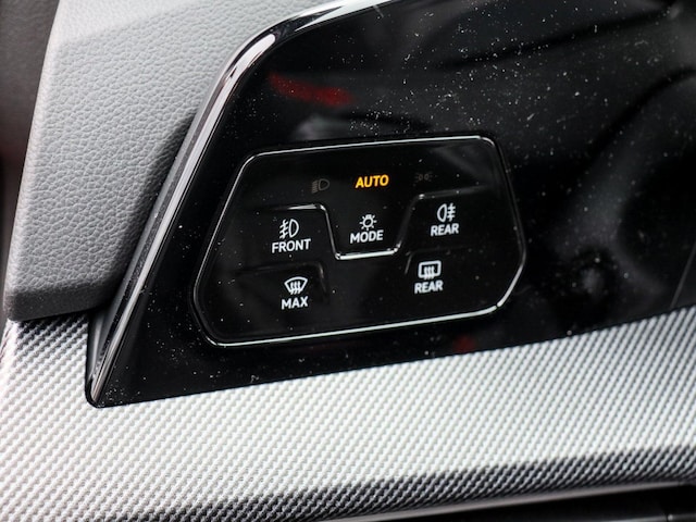 Volkswagen Golf 2.0 TSI DSG GTI