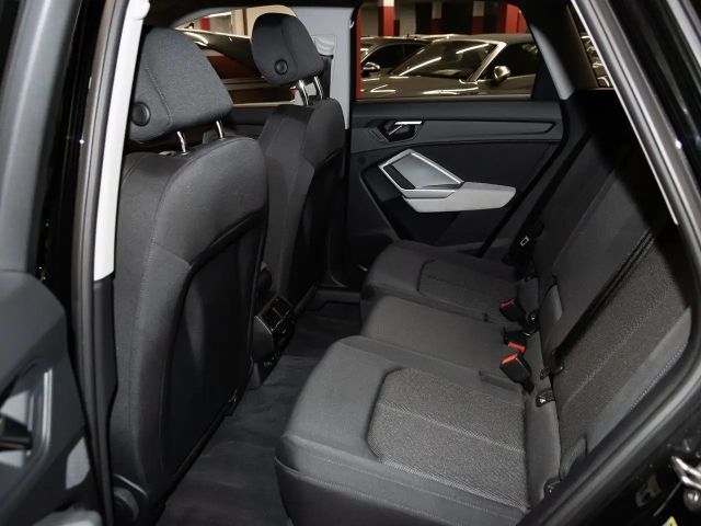 Audi Q3 35 TFSI S-Tronic