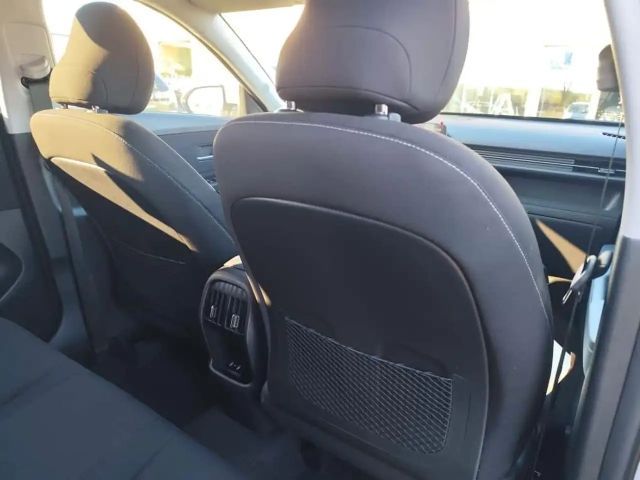 Hyundai Kona 1.6 2WD Hybrid Trend