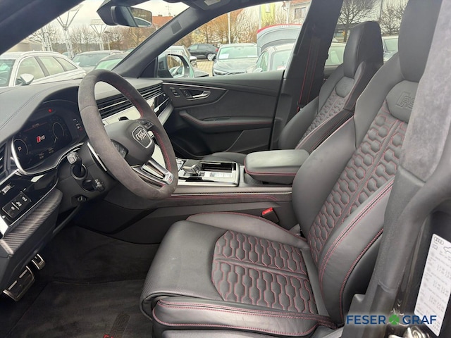 Audi RS Q8 Performance Quattro