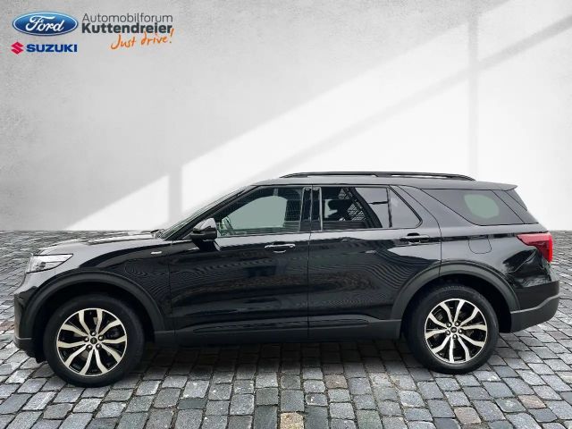 Ford Explorer ST Line