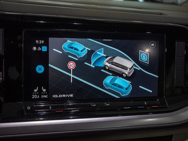 Volkswagen Multivan 2.0 TSI DSG Lang Life T7