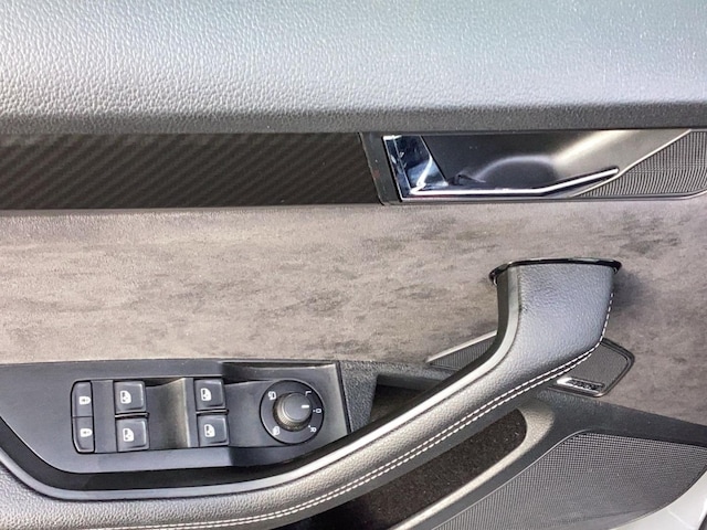 Skoda Superb Combi Sportline iV