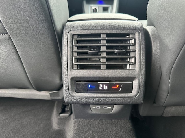 Volkswagen Golf 2.0 TDI DSG Golf VIII Variant