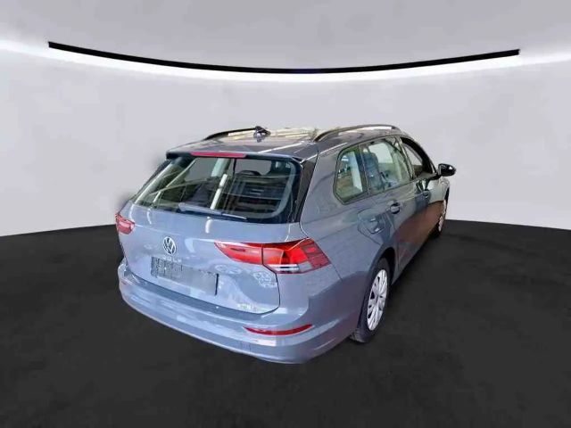 Volkswagen Golf 1.5 eTSI DSG Life Variant