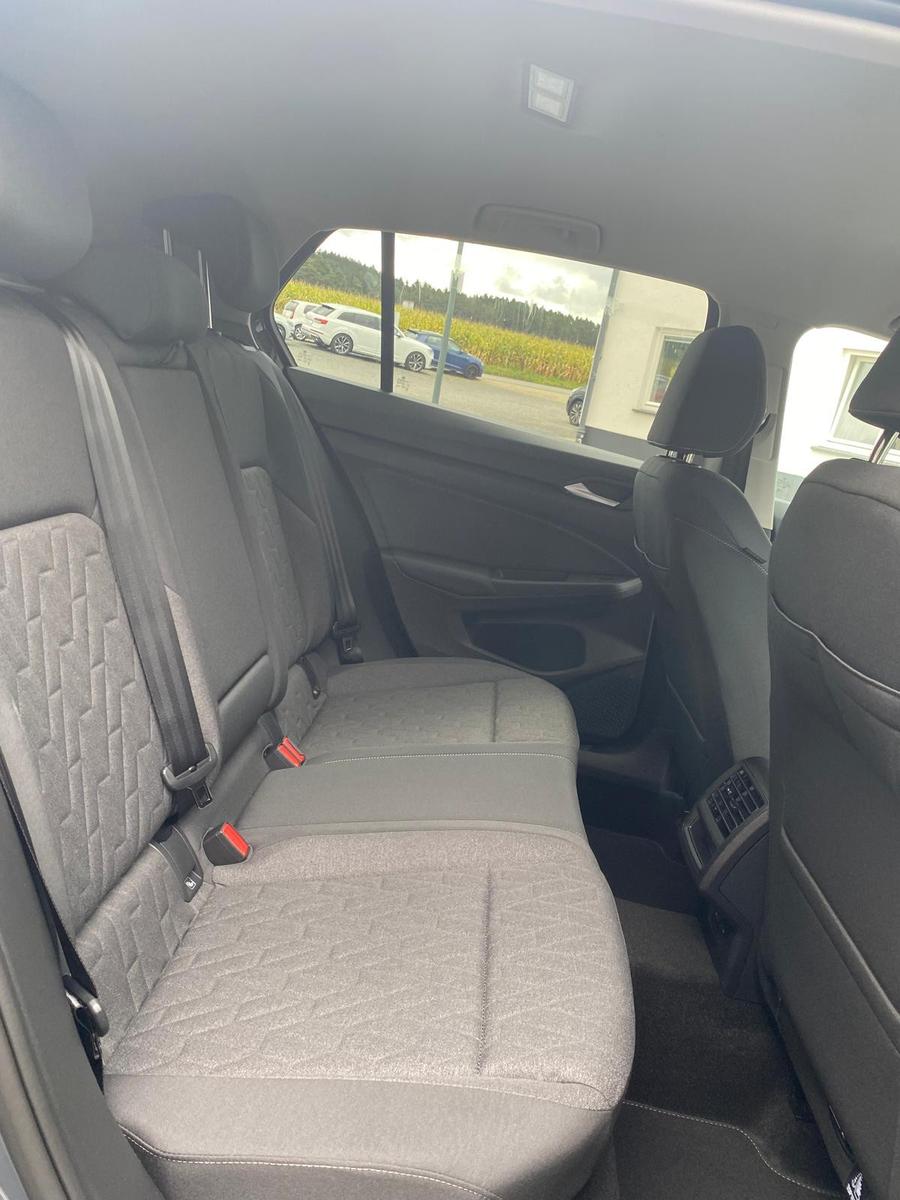 Volkswagen Golf 1.5 TSI Golf VIII Life