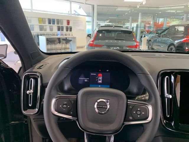 Volvo XC40 Plus