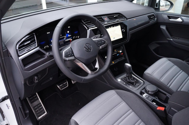 Volkswagen Touran 1.5 TSI DSG R-Line