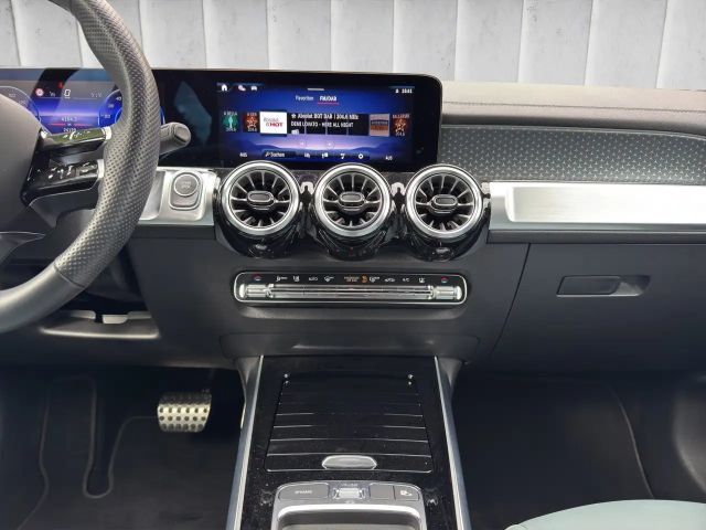 Mercedes-Benz EQB 350 4MATIC AMG Line