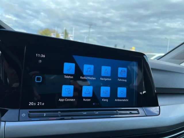 Volkswagen Golf Life