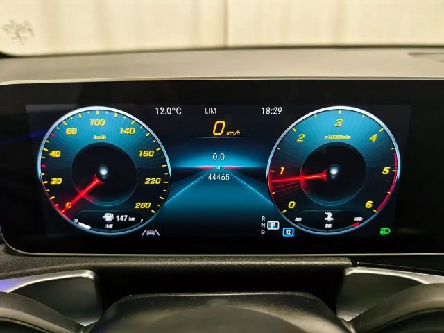 Mercedes-Benz GLB 200 4MATIC GLB 200 d