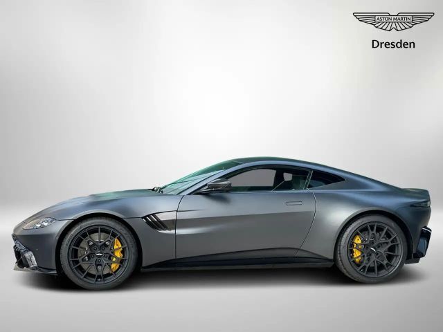 Aston Martin V8 V8