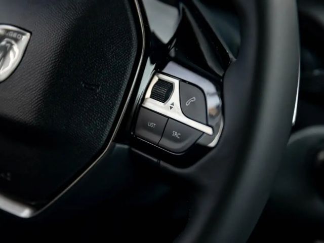 Peugeot 2008 130 PK AT | Navi | 360° Camera | Dodehoekdet. |...